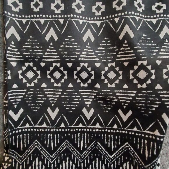 NOBO no boundaries ankle leggings size large 11 13 Black White Geometrical print - Picture 7 of 12
